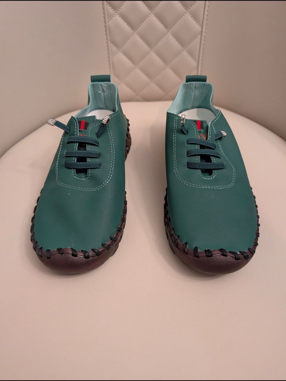 OY Kids Sz 5 Teal Slip-On Leather Moccasin Sneakers Unisex
